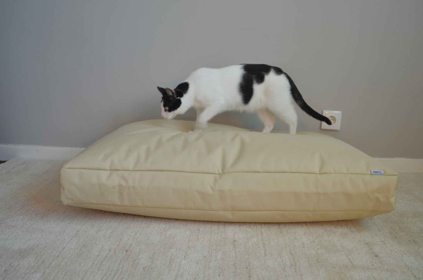 Cama Contour Indestructible - Bege Natura