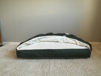 Cama Cave - Verde Oliva (2024 Collection)