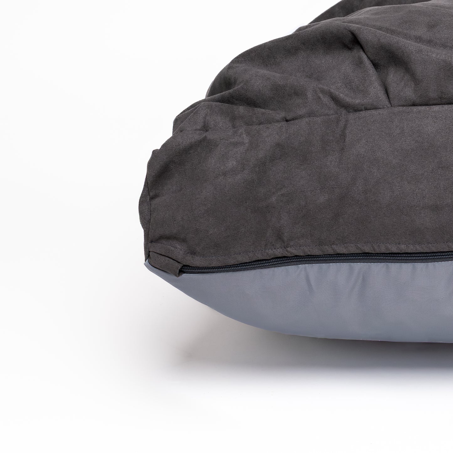 Cama Cave Collection® 2025 - Basalt Gray